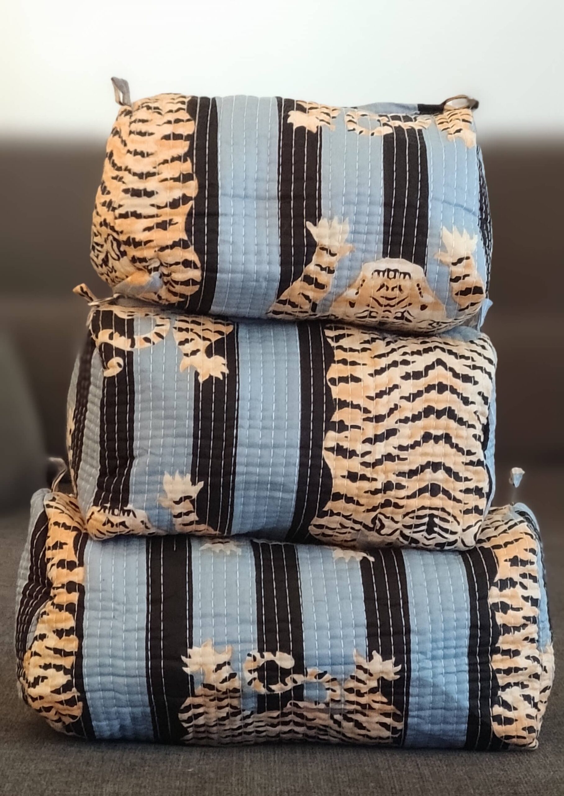 Gray&Black Tiger Cotton Quilted Makeup Bag/Cosmetic Bag